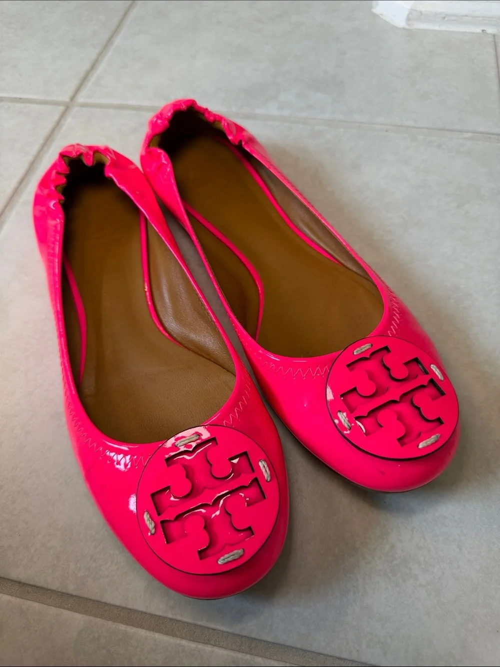 Tory Burch Neon Pink Patent Logo Ballet Flats